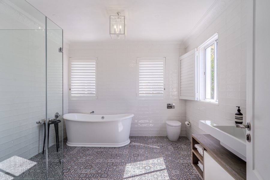 5 Bedroom Property for Sale in Simons Kloof Western Cape